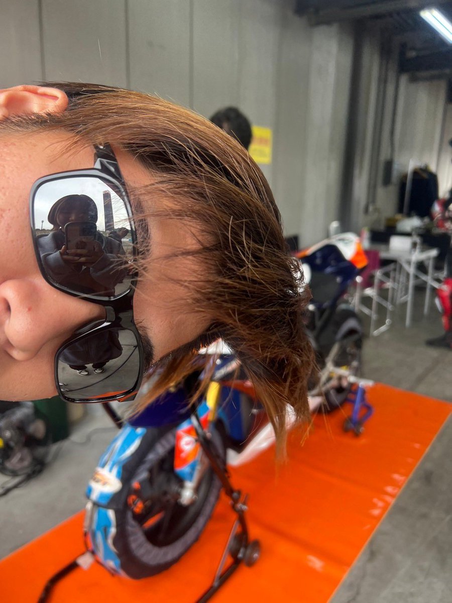 wantjpja's tweet photo. やっとシリーズチャンピオン取れました。
家に着いて、沢山の方から頂いたお祝いの連絡を読ませて頂きました。
本当にありがとうございます!
#レンタルバイク2436GO
#WORKMAN_PLUS
#ENDLESS
#SUPER_NOW
#WAKOS
#BELLHAMMER
#NPLAN_RACING
#MFACTORY
#藤本電機工業
#バリバリラーメン
#モトクラッチ
#太平楽
#BIKEN_デザイン
#WILDHOUSE