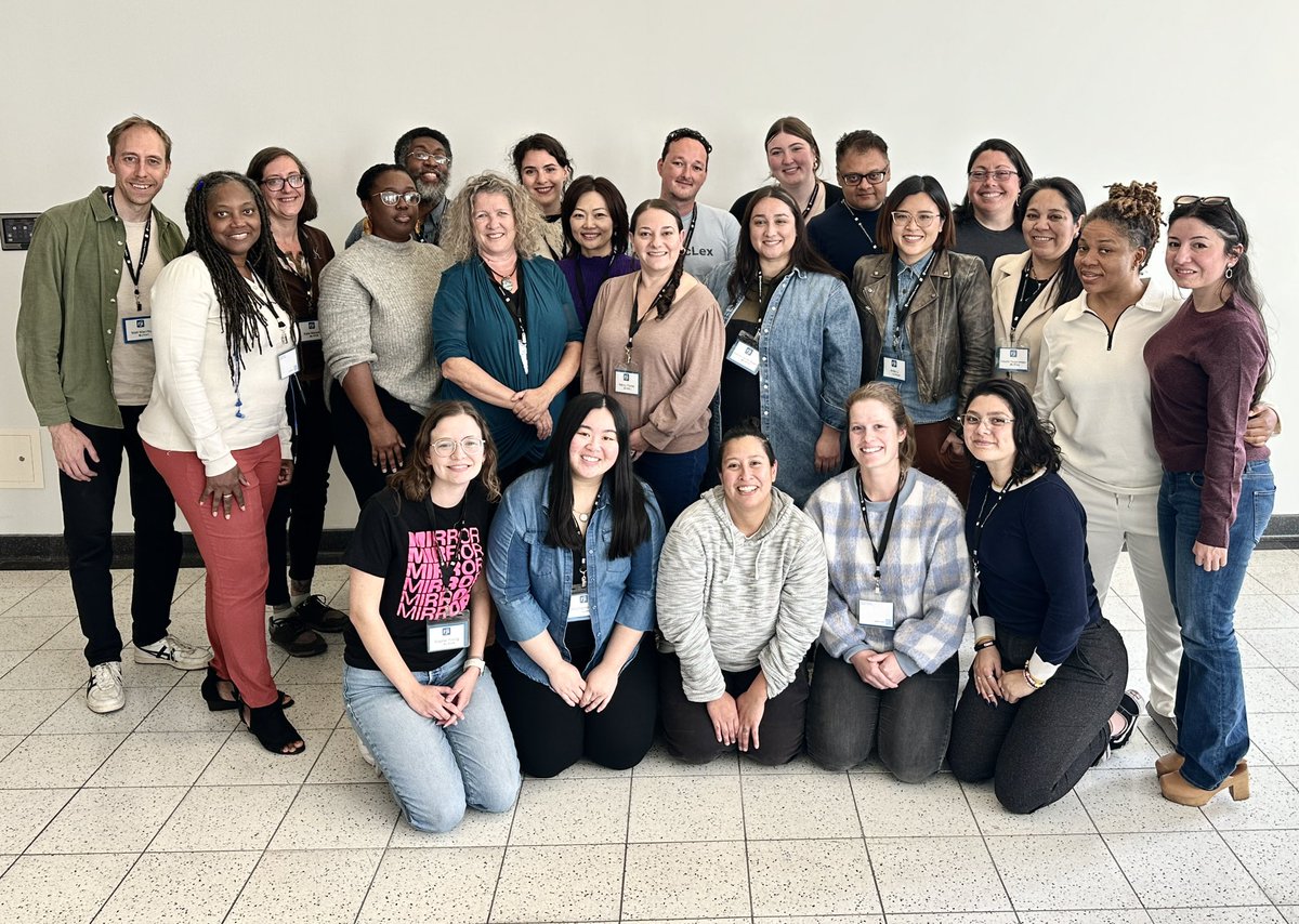 Kat 🐶 📚 ☕️ tweet media