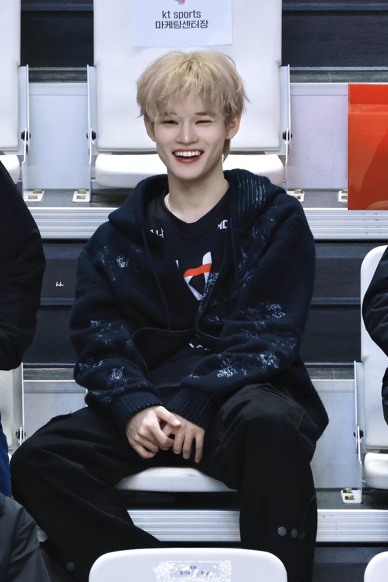 241020 

#천러 #CHENLE #辰乐
#NCT #NCTDREAM
#천러_수원KT소닉붐_시투
#CHENLExSuwonKTSonicBoom