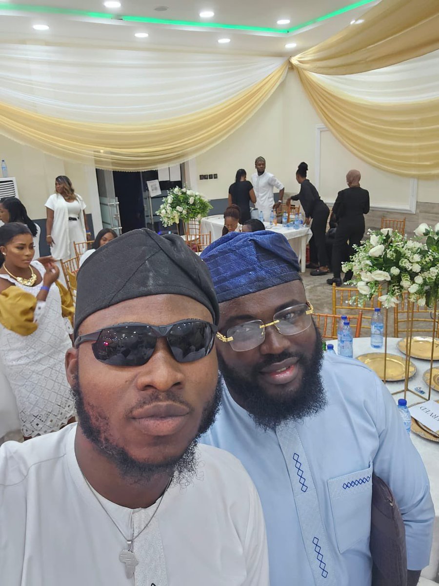 Ẹgbẹ́ yìí dùn, wọn ò lè lé wa níbẹ̀!

Cc: <a href="/TheAdukeIbadan/">Àdùkẹ́, ọmọ Bàbá Jùmọ̀kẹ́</a> 

Yesterday at the JCI IBADAN <a href="/JCI_Ibadan/">JCIIbadan</a> 2024 convention and investiture of the 2025 President.

I think I’m the only non JCI IBADAN member that hasn’t missed any of their  conventions since 2019 or 2020. 😂☺️