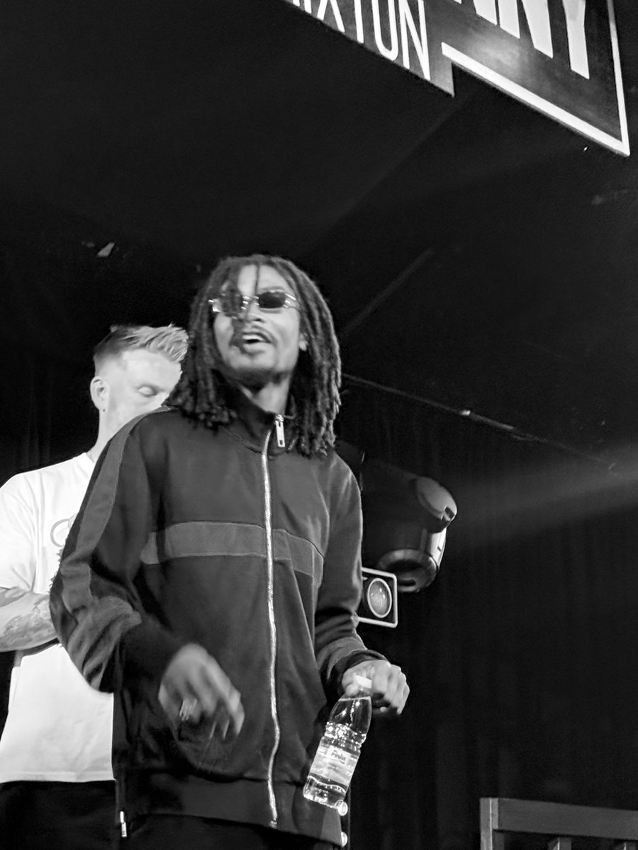 ElaebiAmaremo's tweet photo. Black T going crazy vs Lazy at the @PremierBattle #Plug5 event in Brixton yesterday!
@TroubzPLG @rickcharlesuk https://t.co/i39I69OXoT
