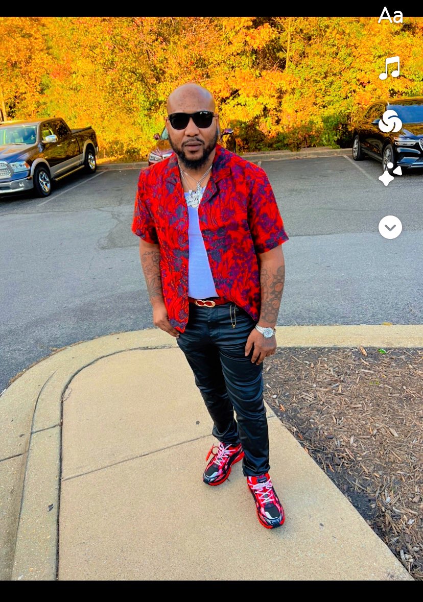 PurlFurl's tweet photo. 🖤🥀‼️ Loyalty Don’t 🦂Cost A Thing✨
#StayHumble #StayFocus #LlMyFamily https://t.co/s1KgaLD6w9