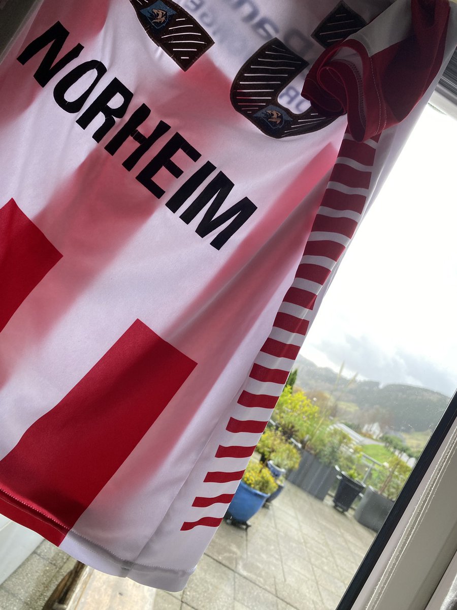 Nærmer seg Bybane-tur
Blir det regn?
Bryr vi oss?
EYA TIL!