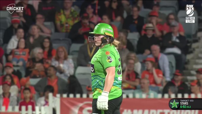 Ines McKeon, who's played for Aus U19 and represented France, has her first WBBL half-century! 📹 Credits: Twitter/WBBL