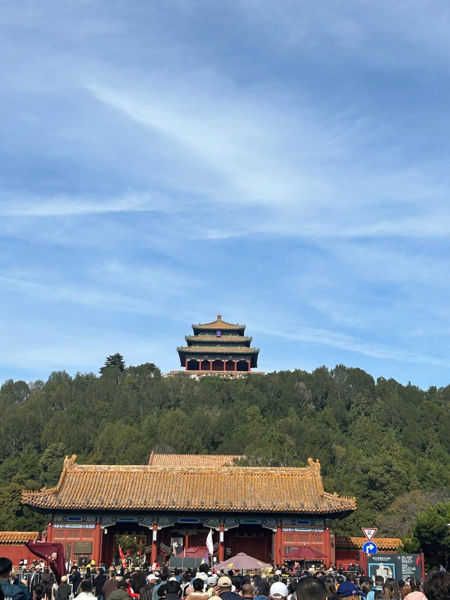 KtcsPrincipal's tweet photo. Today, our students explored Beijing's Forbidden City, the imperial palace of 24 Ming & Qing dynasty Emperors for over 500 years! 📜 An insightful journey through China's rich history. #KTCS #Beijing #ForbiddenCity #CulturalImmersion @UCDCII https://t.co/DxhOgLnunj