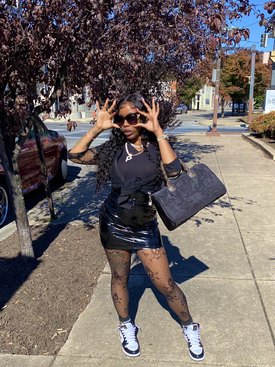 PTheQueen_'s tweet photo. Bae you know if you want it you gett’n it💕💣🍂 https://t.co/AM4YUKcq6r