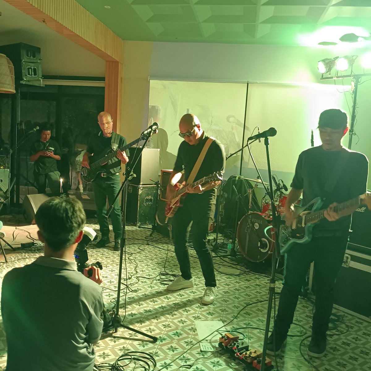 MightyMaits's tweet photo. October 2024 gigging(seeing Urbandub, Sheila And The Insects and Sugar Hiccup perform live!) 🤘🫶❤️😊 https://t.co/wh65i9f5il