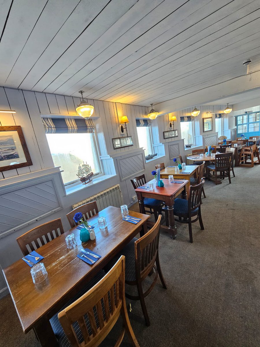ScillyI's tweet photo. Sunday roast from 12-8pm 🥩🐷from @Etheringtons 20% off for @RNLI 💥@IOSPartnership @come2scilly @AmeliaMills1 @jenkins_neil @scillysailing @StMarysHbr @scillyboating @PZHTravelUpdate @scillygigs @visitIOS @IOSTravel @IOSTravelupdate @scillyniki https://t.co/UrbrSljkKj