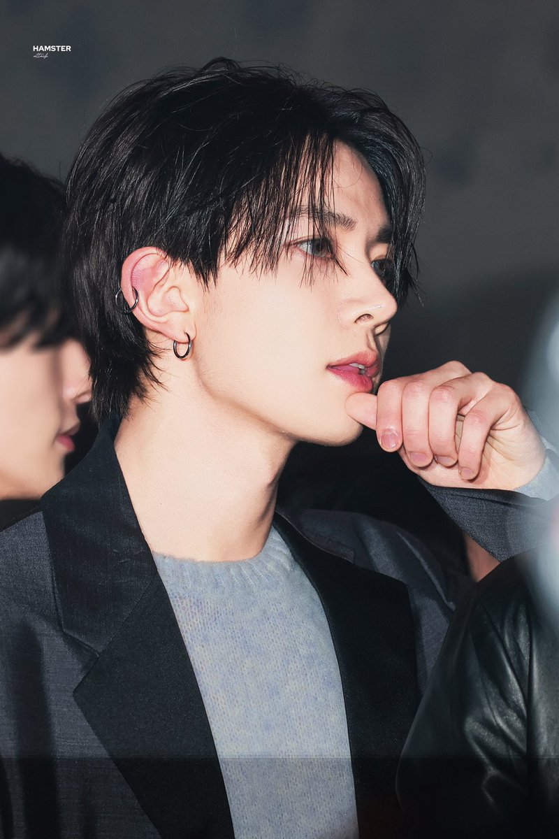 hamsterattack01's tweet photo. 241024 SOUND OF PRADA

#엔하이픈 #희승 
#ENHYPEN #HEESEUNG #ヒスン https://t.co/2LI9ZXeIRn