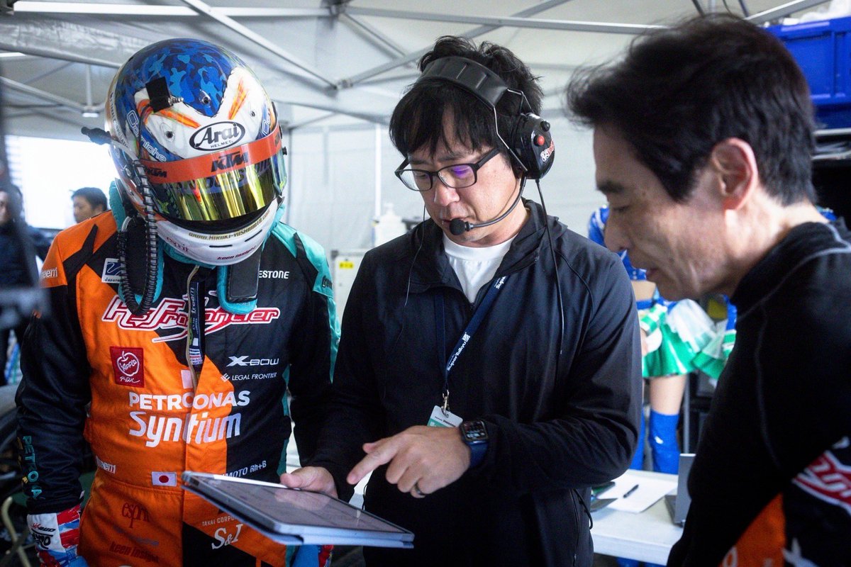 estrick48's tweet photo. We managed to complete our task thanks to all guys!
@SuperTaikyu_STO @petroplanjapan @Catacleanjapan #kingelt #ktmcarsjapan #brigestone https://t.co/p7l2q5rfKY