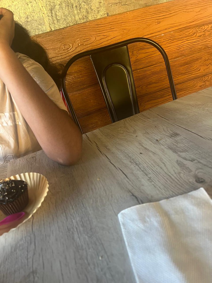 yelladt's tweet photo. @JustBakeInd ,
Visited Just Bake at Kaza Toll Gate, Guntur. Found flies everywhere and a dead one in my cupcake. The staff was unprofessional, deflecting blame. Serious hygiene and service issues! 😡 #FoodSafety #CustomerServiceFail #JustBake https://t.co/BwCLaMUyXW