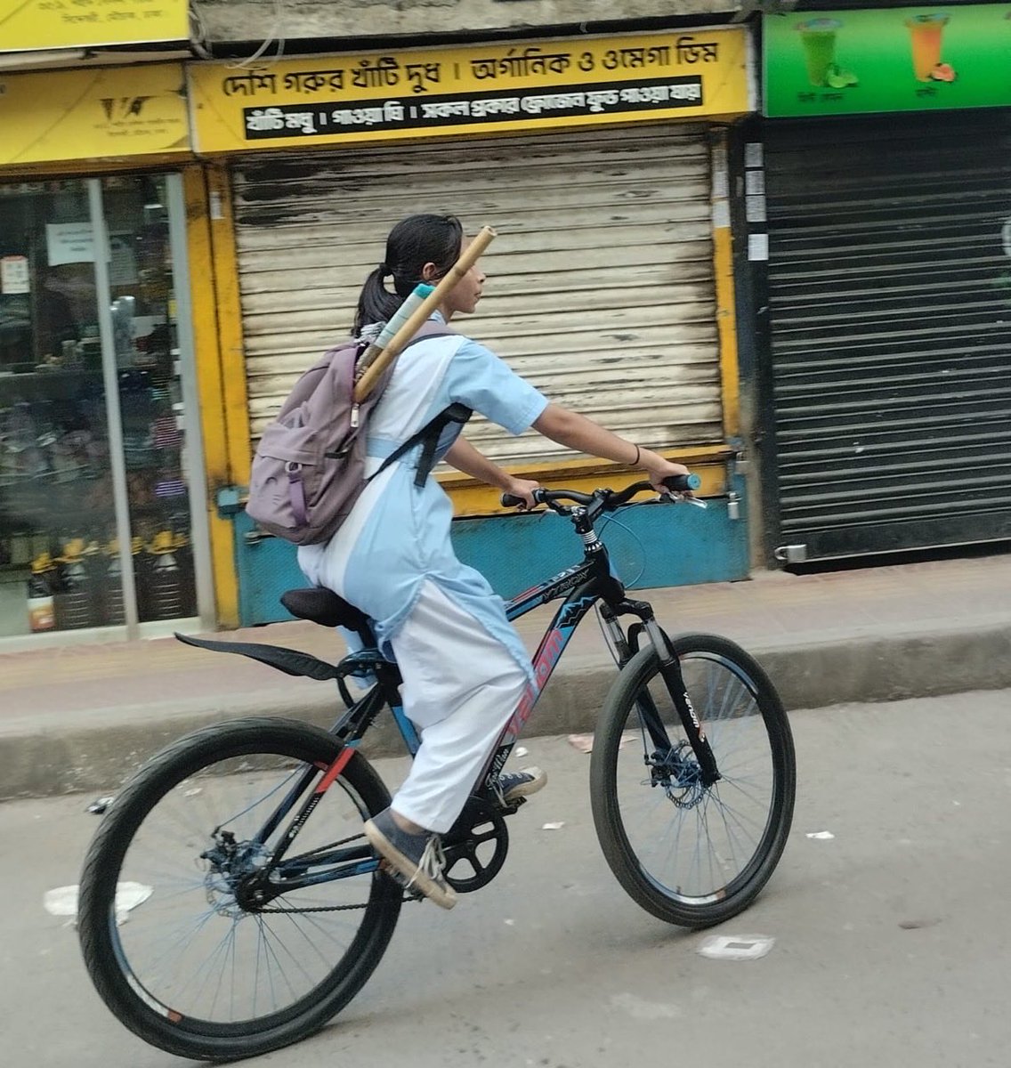 haque_shahidul's tweet photo. #Dhaka sometime in July 2024:
On patrol with #WMD ( weapons of mass destruction)😂😂😂
Pssst… most probably also carrying mother of all bombs, #Tsar Bomba (water bottle filled with pepper mixed with water with spray gun)😎😎😎
#BeSafeMaa 🤲🤲🤲🫡🫡🫡.
Pic credit: unknown https://t.co/1R5APdYjb7