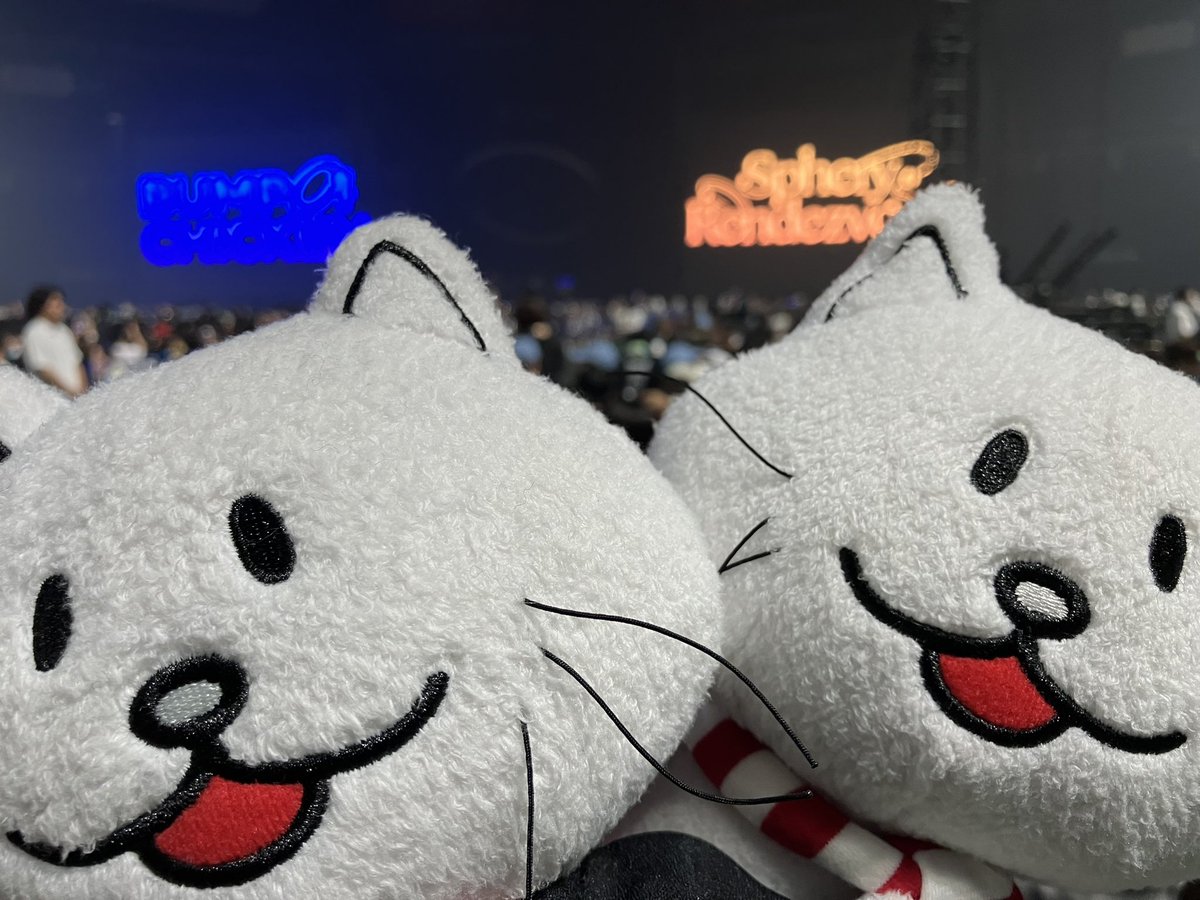 IS05_dota's tweet photo. めちゃめちゃ心配してた帰りの新幹線にも間に合いほっとしました！
ちびニコルもお迎えできたし満足！

#BUMPOFCHICKEN 
#SphereRendezvous 
#SpheryRendezvous福岡 https://t.co/knx2OAZzP0