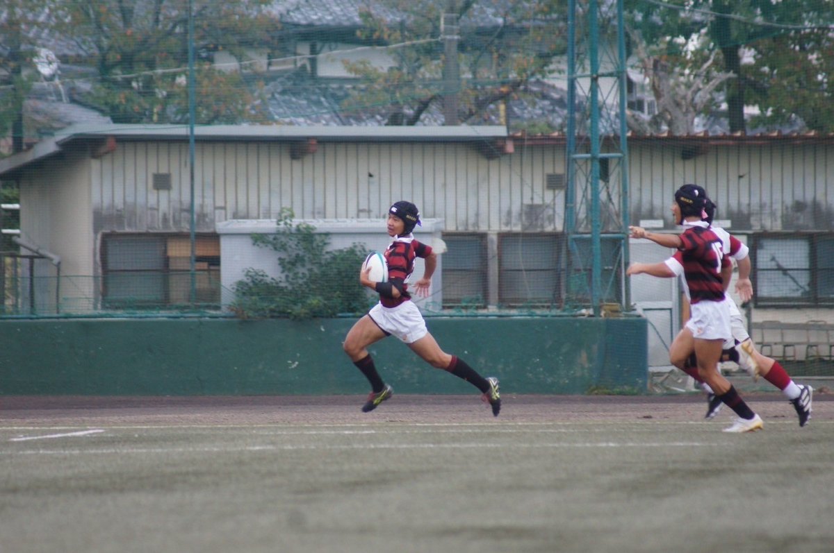 昨日10月26日花園予選が始まりました。結果は172-0と無事勝利を収めることが出来ました(vs佐賀西・鳥栖工・致遠館)。次は11月2日花園予選決勝で佐賀工業高校と対戦します。応援よろしくお願いします。