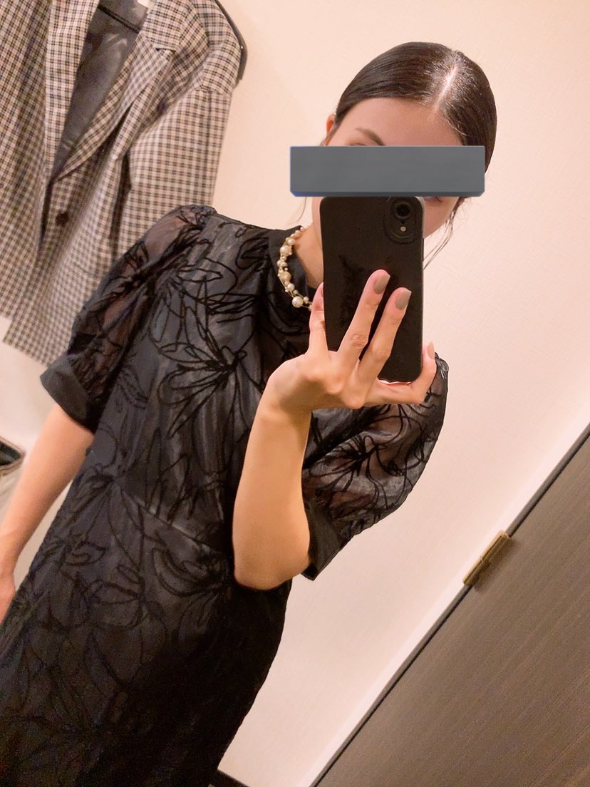 _tickwsbi's tweet photo. ﾃﾞｨｽﾌｪｽええな
友達の結婚式でした◎そういえば前に言ってたドレスこれにしたよの図 https://t.co/HC40jeJWZ3
