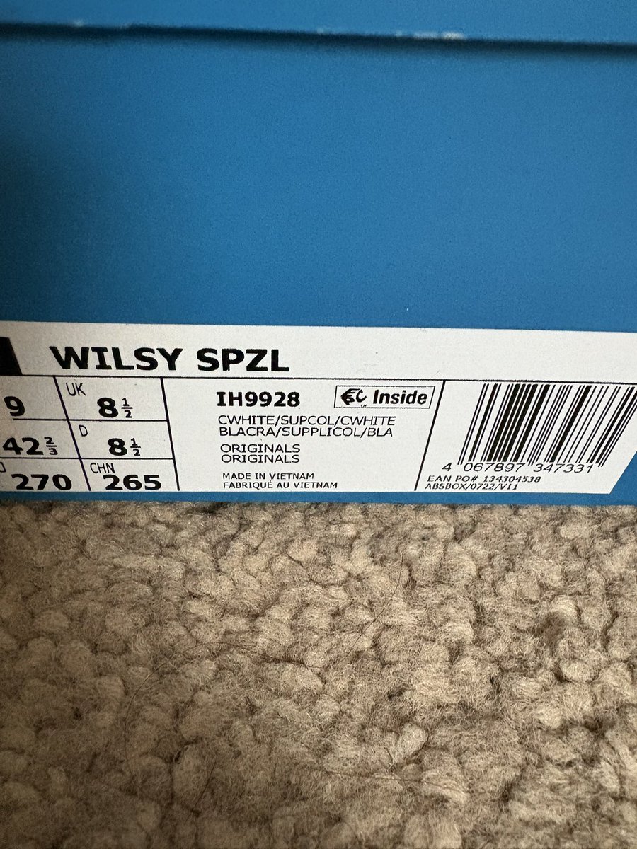 GarethTatts2's tweet photo. @adiFamily_ Adidas Wilsy Spezial 
Size 8.5
BNWT 
Unworn and untried 
Og box
£95 delivered 
Add 4% if by PayPal https://t.co/xytFdver3G