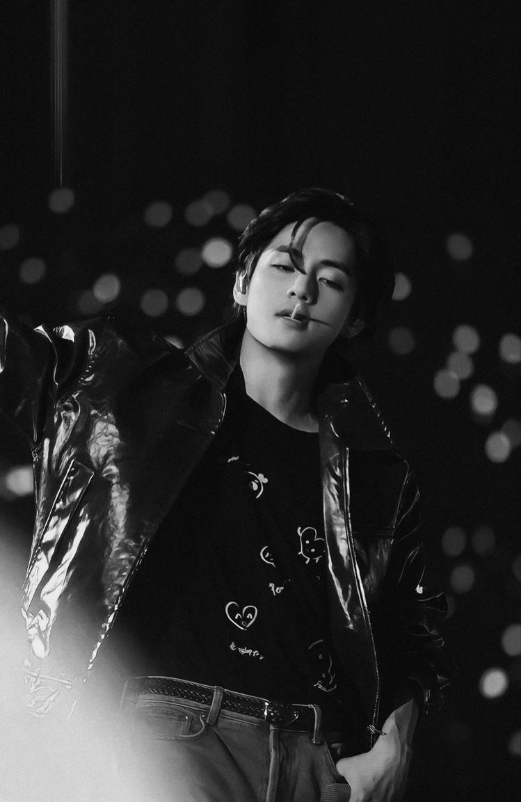 เช็คประชากรกันหน่อย
น้อนแทรี                                    พี่แทเฟบ