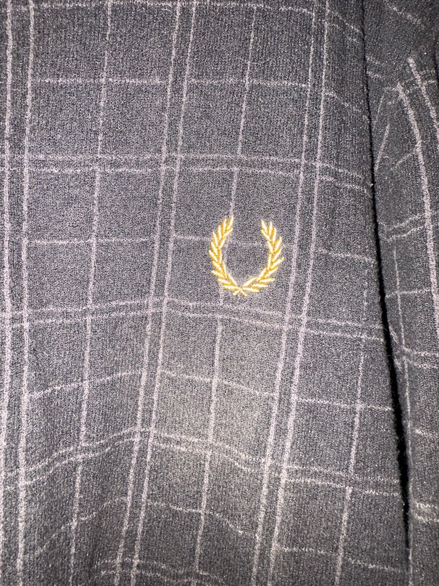 GarethTatts2's tweet photo. @adiFamily_ Fred Perry x Miles Kane knitted t shirt
Size XL 
Excellent condition worn a couple of times
£40 delivered 
Add 4% if PayPal https://t.co/tg2j9bGgeT