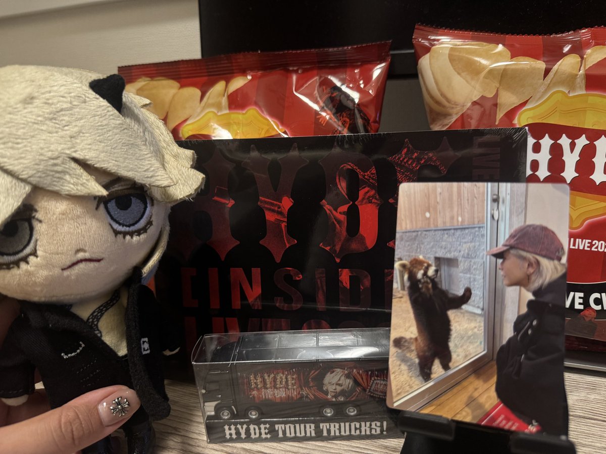 misaking33908's tweet photo. レアカードきたー✨

#HYDEINSIDE2024 
#hydeエキスパート 
#HYDEチップス https://t.co/WCFv4nfKg8
