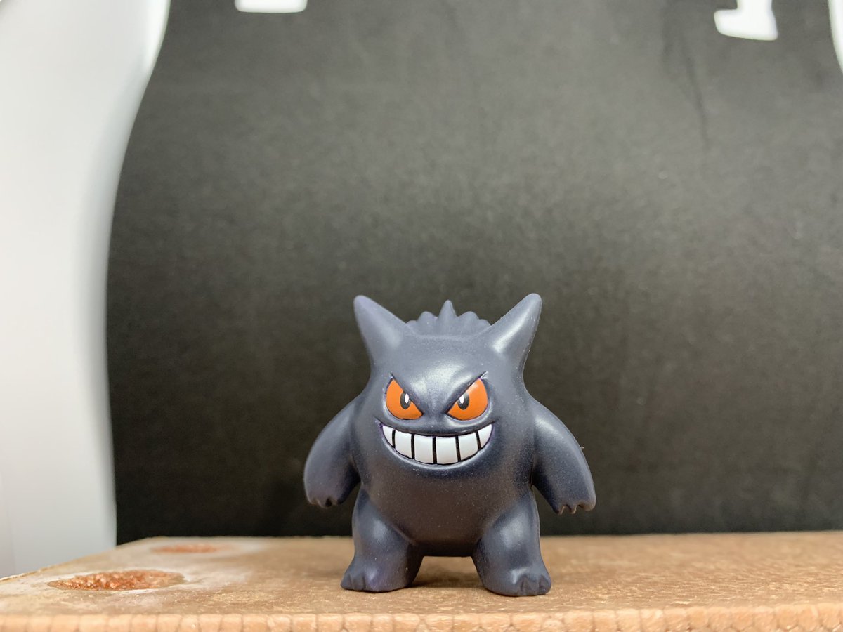 色違いゲンガーって色々な画像で色合いが違うから正解が分からない