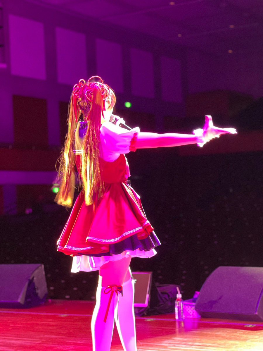 初お披露目の湯村千代ちゃんキャラクター衣装もとても可愛くしていただけて幸せです❤️
千代ちゃんロングツインテも装着したよっ✨️
またいつか着れますように…🥰
#温むす飯坂2024 #温泉むすめ