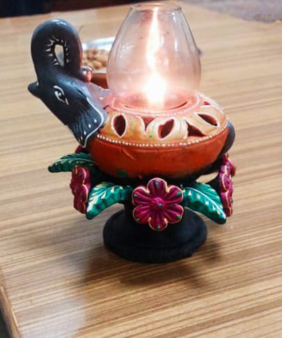senshilpi's tweet image. दीपोत्सव में राम जन्मभूमि मंदिर में ये विशेष दीये जलेंगे।इनसे मंदिर भवन पर कालिख और किसी भी तरह का
दाग़ धब्बा लगने से बचाया जा सकेगा
#AyodhyaDeepotsav