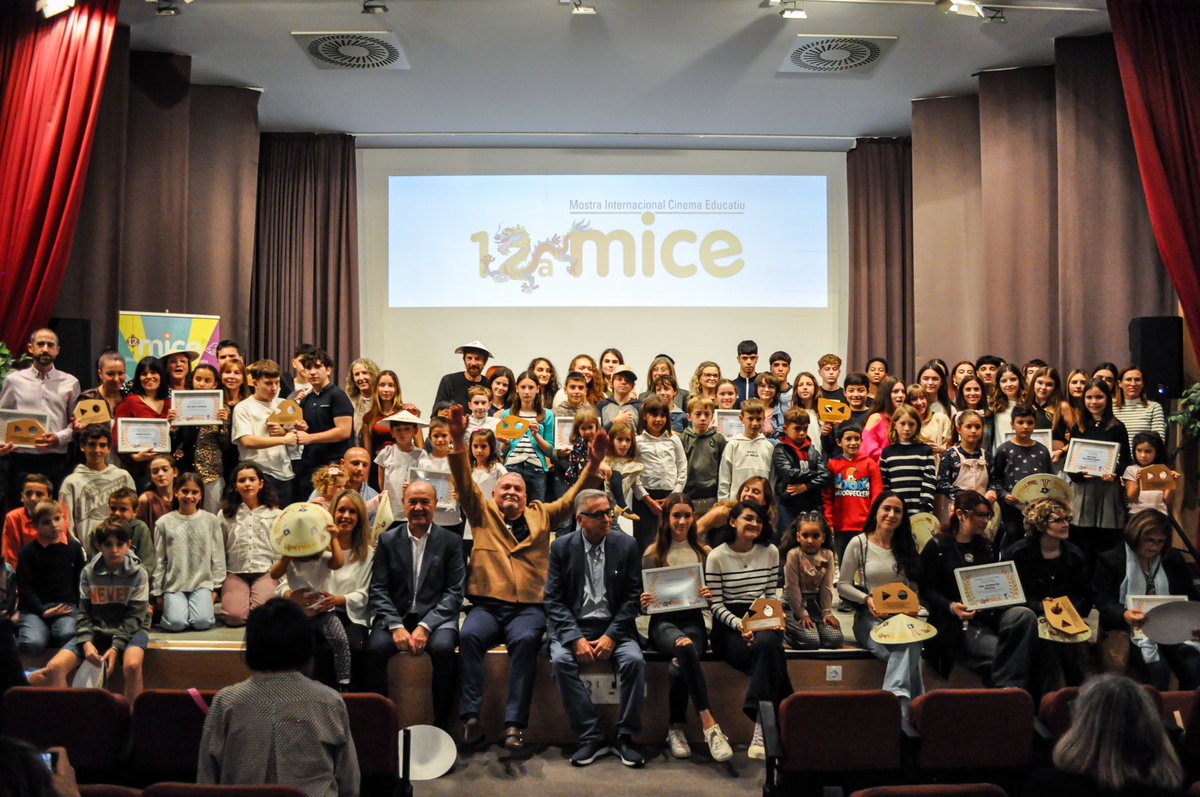 Com va dir <a href="/arbiol_josep/">Josep Arbiol</a>, director de la MICE: "esperem i preguem que l’any vinent «los vientos alisios sean proclives y favorables a desarrollar la 13 edición» del millor festival educatiu del món i MADE IN VALENCIA".