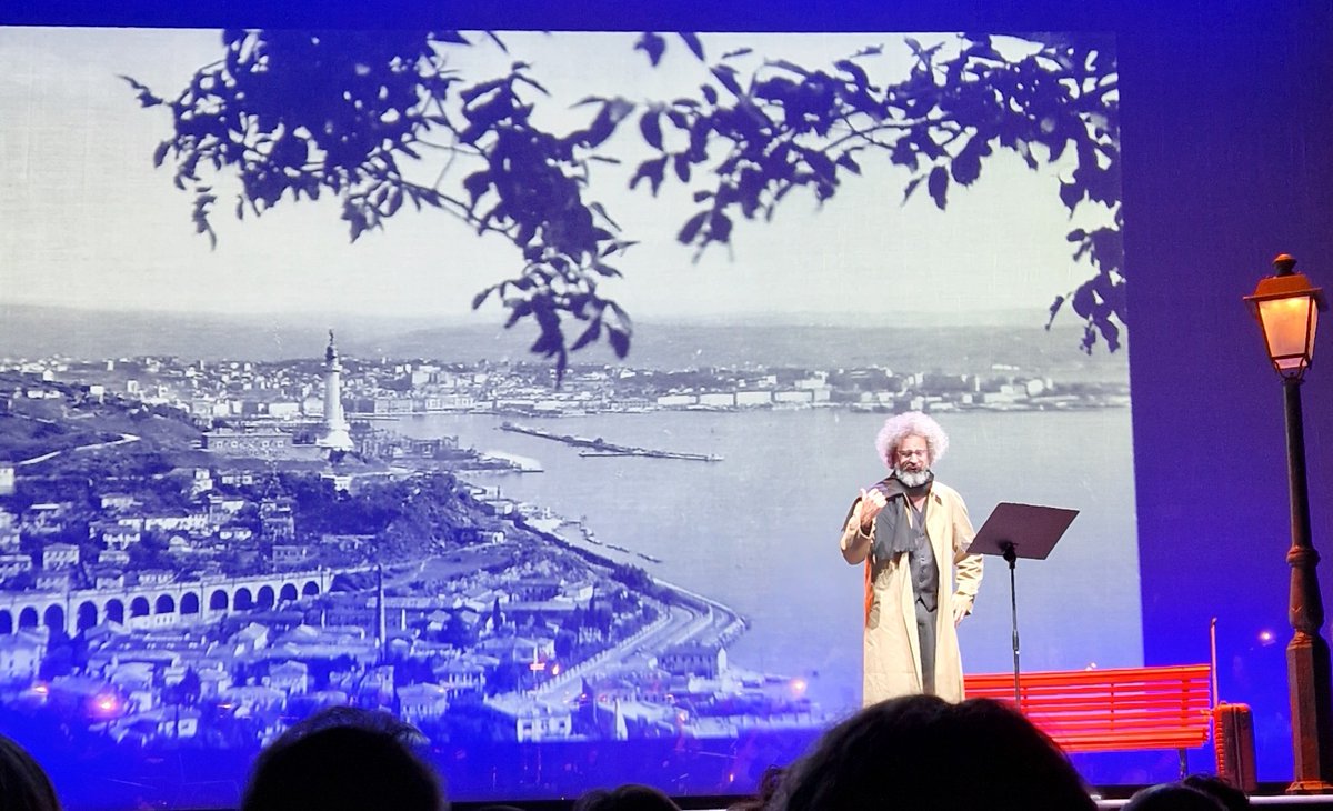 ragcomm's tweet image. Gli anni del Territorio "libero" di Trieste e il ritorno della Città all'Italia. Emozioni da condividere.  
Perché non fanno parte del programma scolastico almeno della zona "A" ? triste che  nessuno ne parli ai ragazzi.