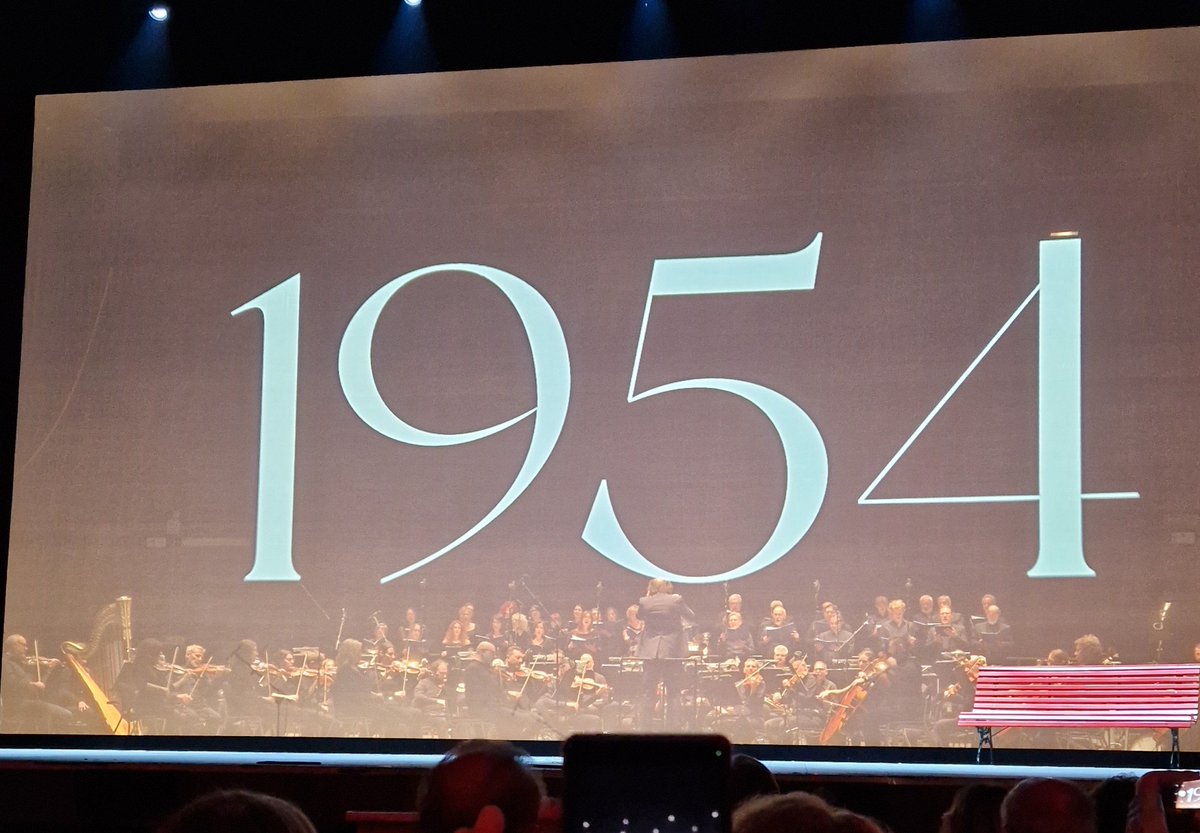 ragcomm's tweet image. Gli anni del Territorio "libero" di Trieste e il ritorno della Città all'Italia. Emozioni da condividere.  
Perché non fanno parte del programma scolastico almeno della zona "A" ? triste che  nessuno ne parli ai ragazzi.