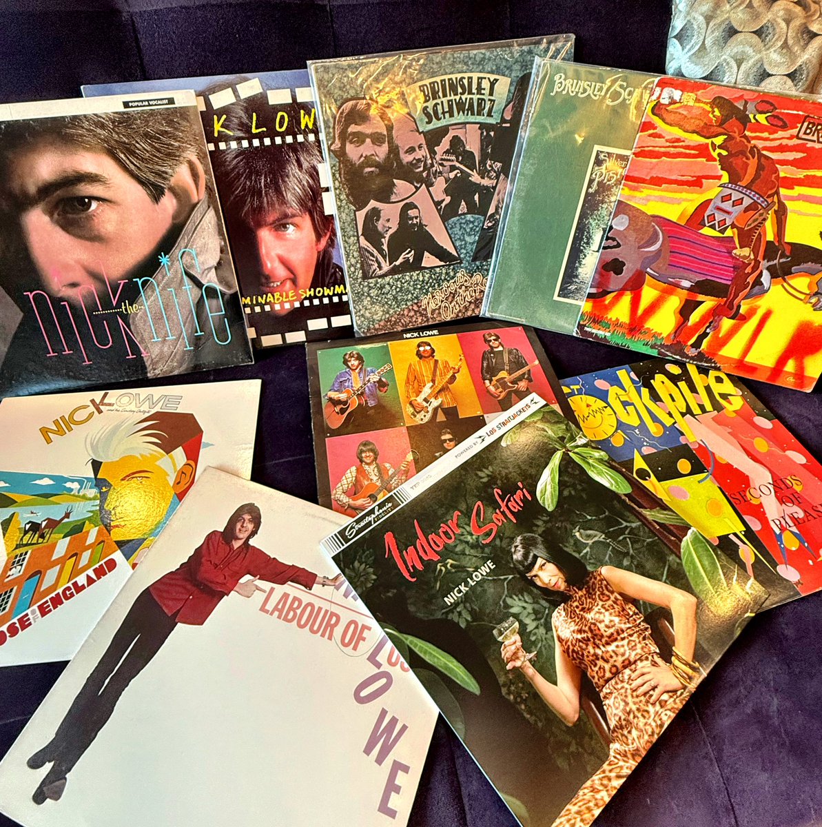 JBMatthews's tweet image. #VinylSunday Don’t know how many of these I’m gonna get through but it’s a Nick Lowe binge today! Seeing him Tuesday with Los Straightjackets at @LincolnHall #NickLowe #Basher #Rockpile #BrinsleySchwarz #Vinyl
What’s in YOUR ears today?