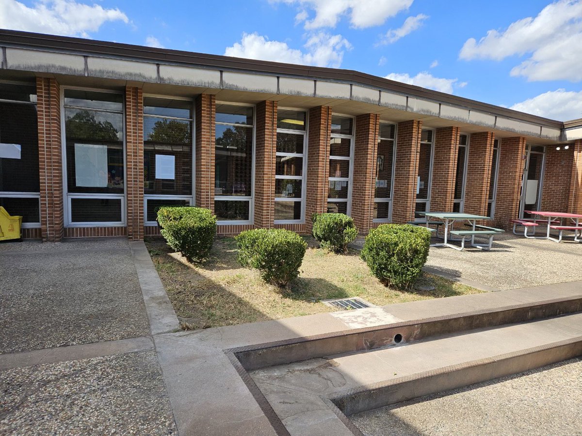 Karen Garcia, M. ED tweet media