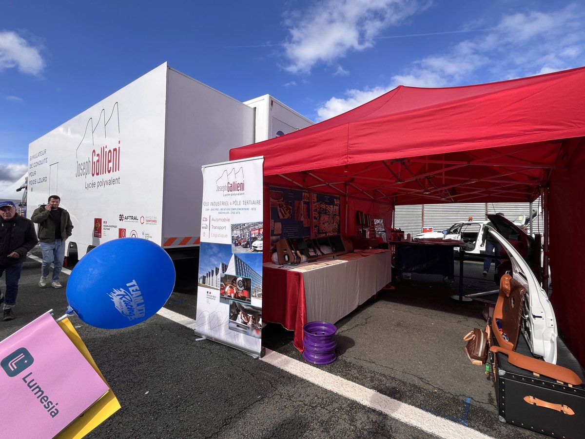 Yolaine Cabot tweet media