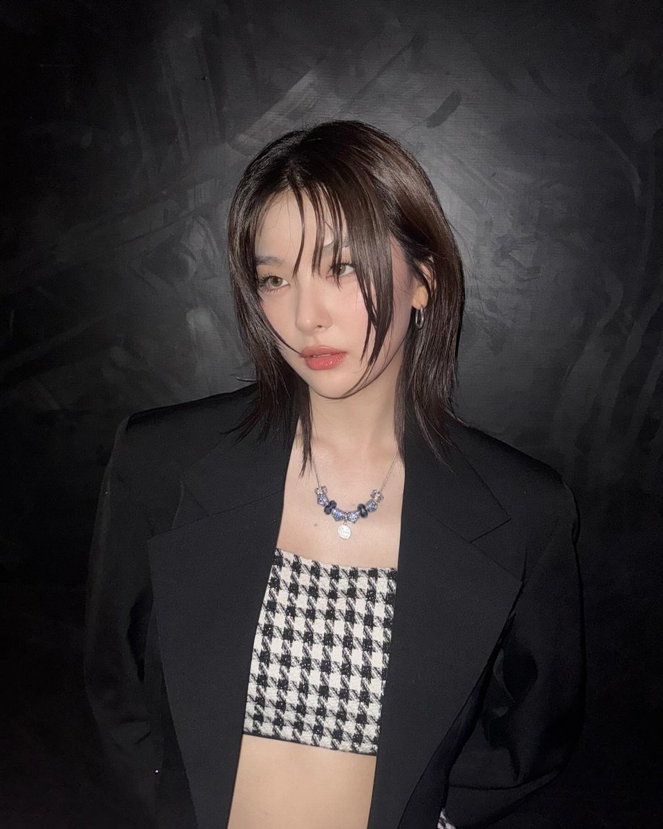 seurrene_'s tweet photo. OMGDHFH KANG SEULGI https://t.co/I30KLGSG8d