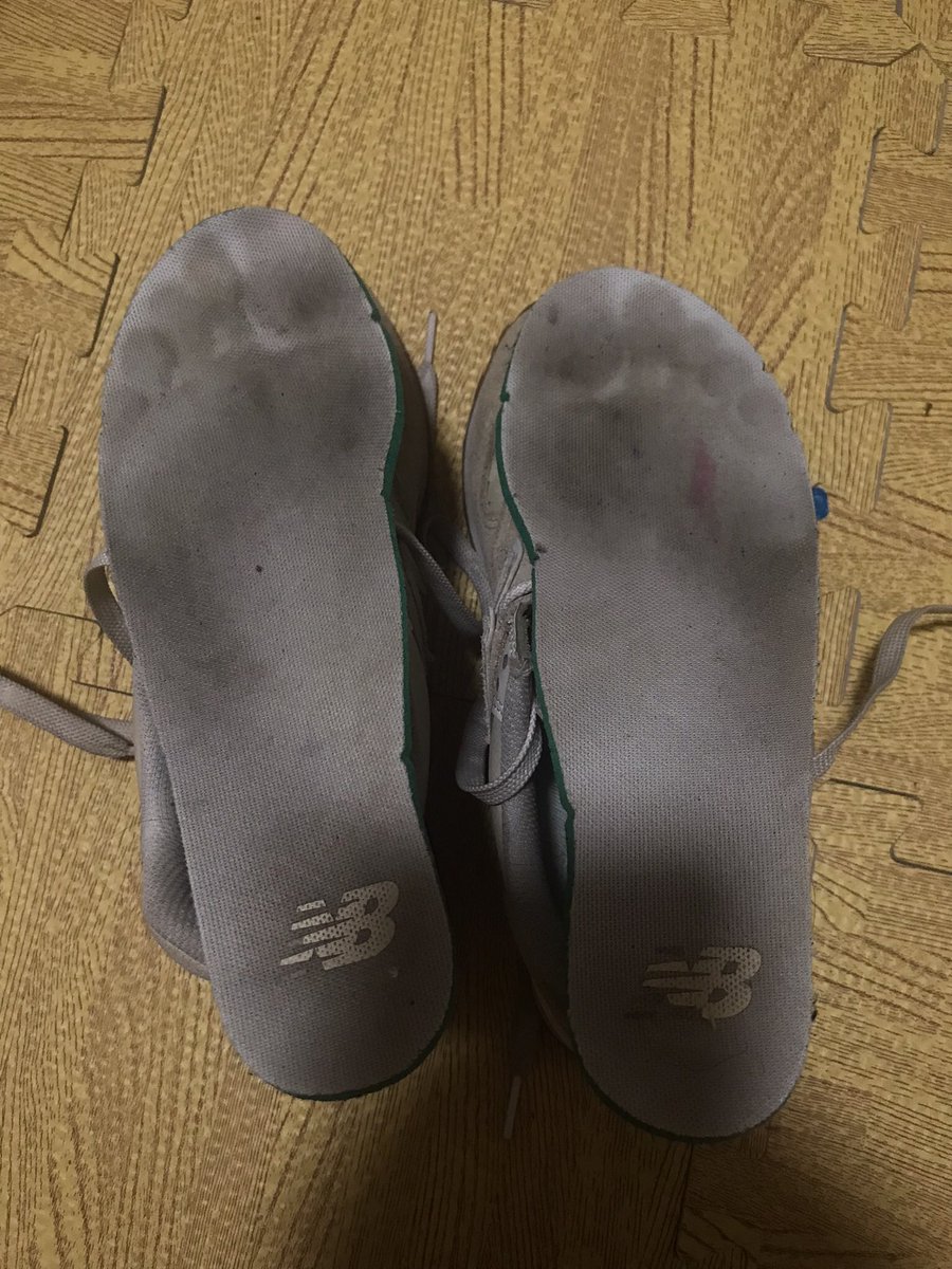 愛船襪 tweet media