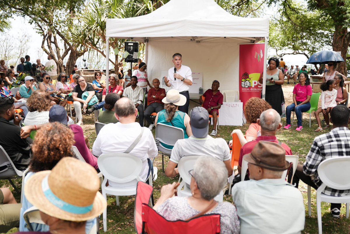 faureolivier's tweet photo. Ravi d’être aujourd’hui à la Fête de la rose de la Réunion pour un moment de retrouvailles et de débats cruciaux alors que les Outre-mer se mobilisent contre la vie chère et les punitions budgétaires prévues par le gouvernement Barnier.

Merci à @ebareigts, aux élus socialistes et aux militants pour leur accueil ! 🌹