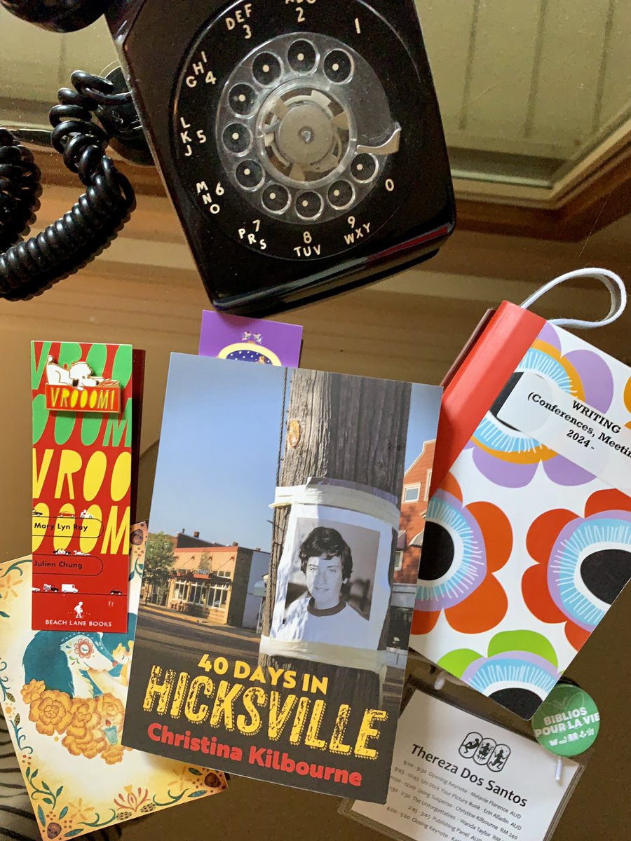 TherezaDSWrites's tweet photo. 🌟 CANSCAIP’s Packaging Your Imagination conference is always a great day filled with inspiring talks, meeting creators, discussing the business, and finally, a manuscript evaluation ✍️ Thank you for another great year @CANSCAIP!
#PYI2024
#CANSCAIP https://t.co/NbgoFVBRfN