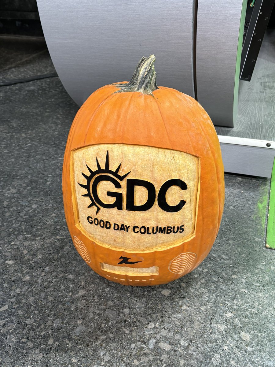 80s #HalloweenCostume party on Good Day Columbus!