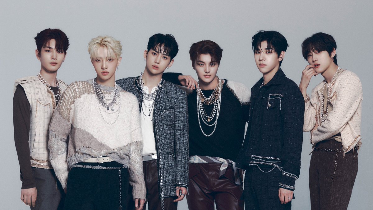 [📢] DRIPPIN'S 4TH ANNIVERSARY HASHTAG PARTY 🎂

Hashtag party starts now! Tweet your greetings for DRIPPIN with the tagline and hashtag below 💙

STILL IN LOVE WITH DRIPPIN
#4mazingYearsWithDRIPPIN 
#드리핀4년_매순간이_하이라이트
<a href="/DRIPPIN/">DRIPPIN</a>