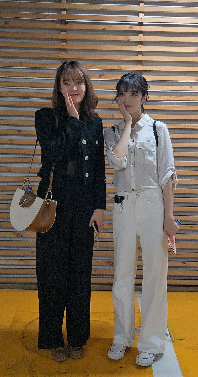 wmjsy97's tweet photo. 오랜만의 수세미- 
반가웠어 서정아 🌱 
#지수연 #이서정 https://t.co/XvRA0L0loB