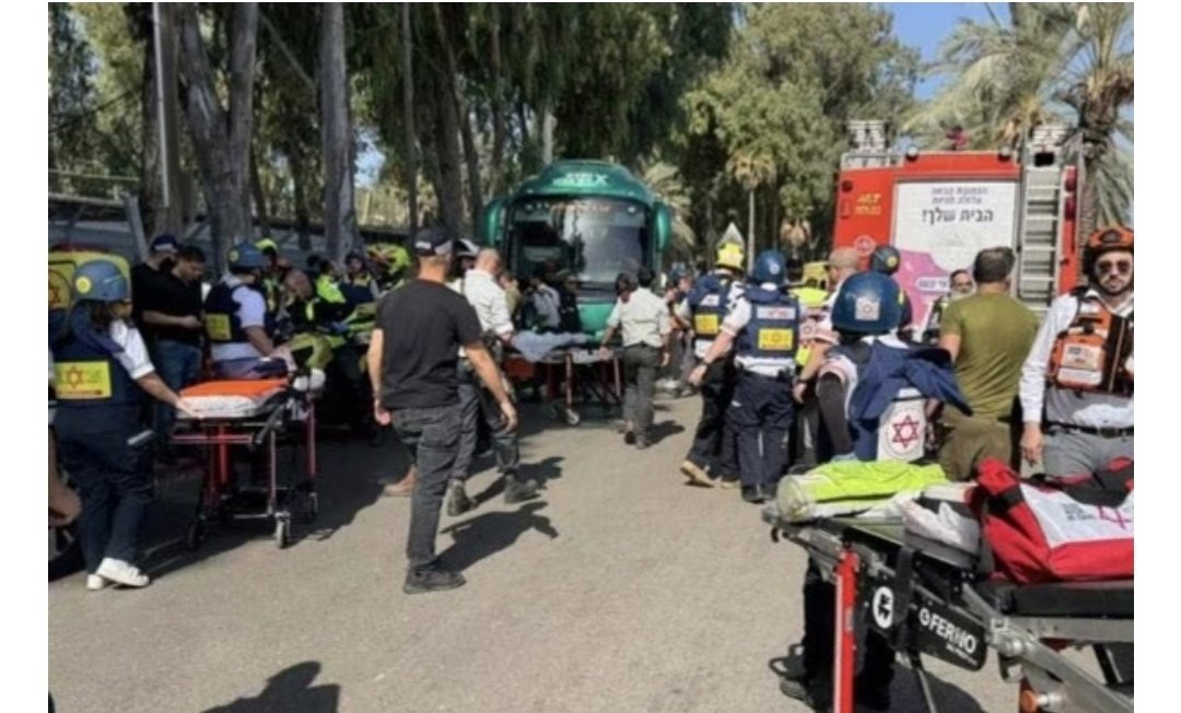 kenandag13's tweet photo. Tel Aviv de güzel bir pazar günü 
OĞLUM ARKADAŞLARA LOKUM DAĞITIN https://t.co/uH8yKIIOHR