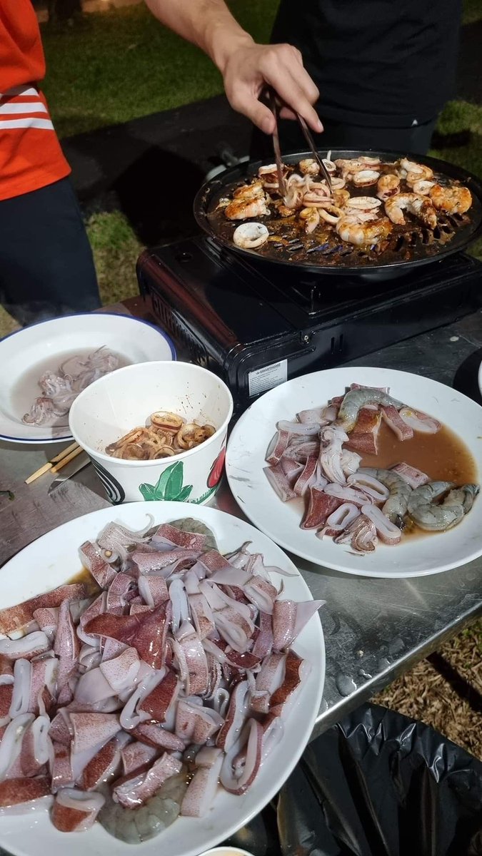 aiinpang's tweet photo. ปๅร์ตี้หมู.กะทะแบบลำแต้ๆสูตรบ้านป้อเฮา https://t.co/32pUOoi67R