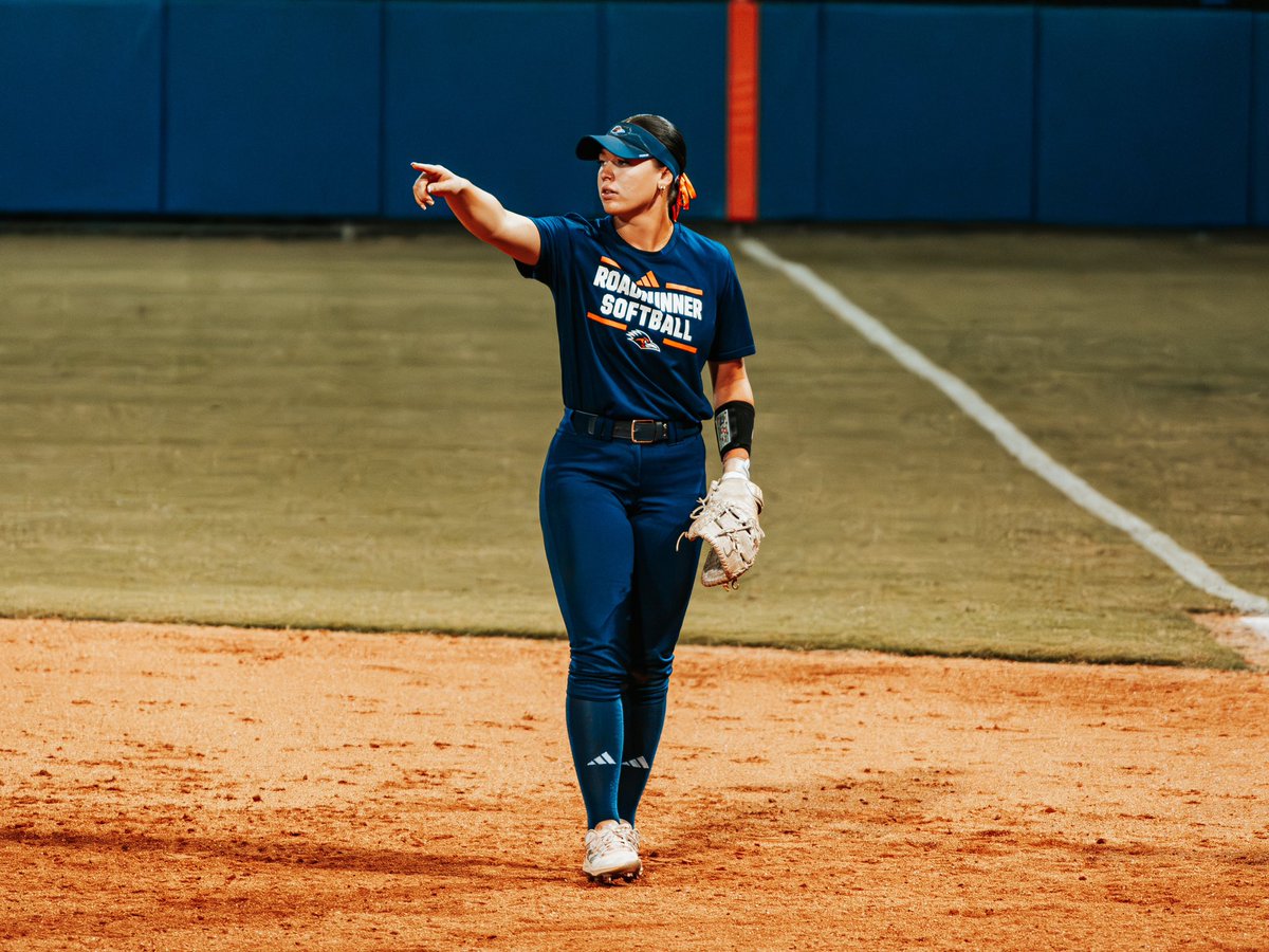 Facing the Saints across town! 

🆚: OLLU 
⏰: 12 p.m. 
📍: San Antonio
🏟️: OLLU Softball Field

#BirdsUp 🤙 | #LetsGo210 | #PluckEm 🪶