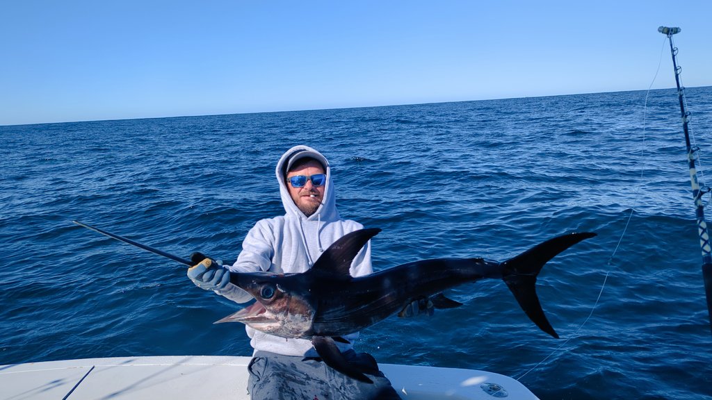 FishingStatus's tweet image. 3 for 7 on Swordfish last week out of OCMD on Game Changer. #swordfish #fishing