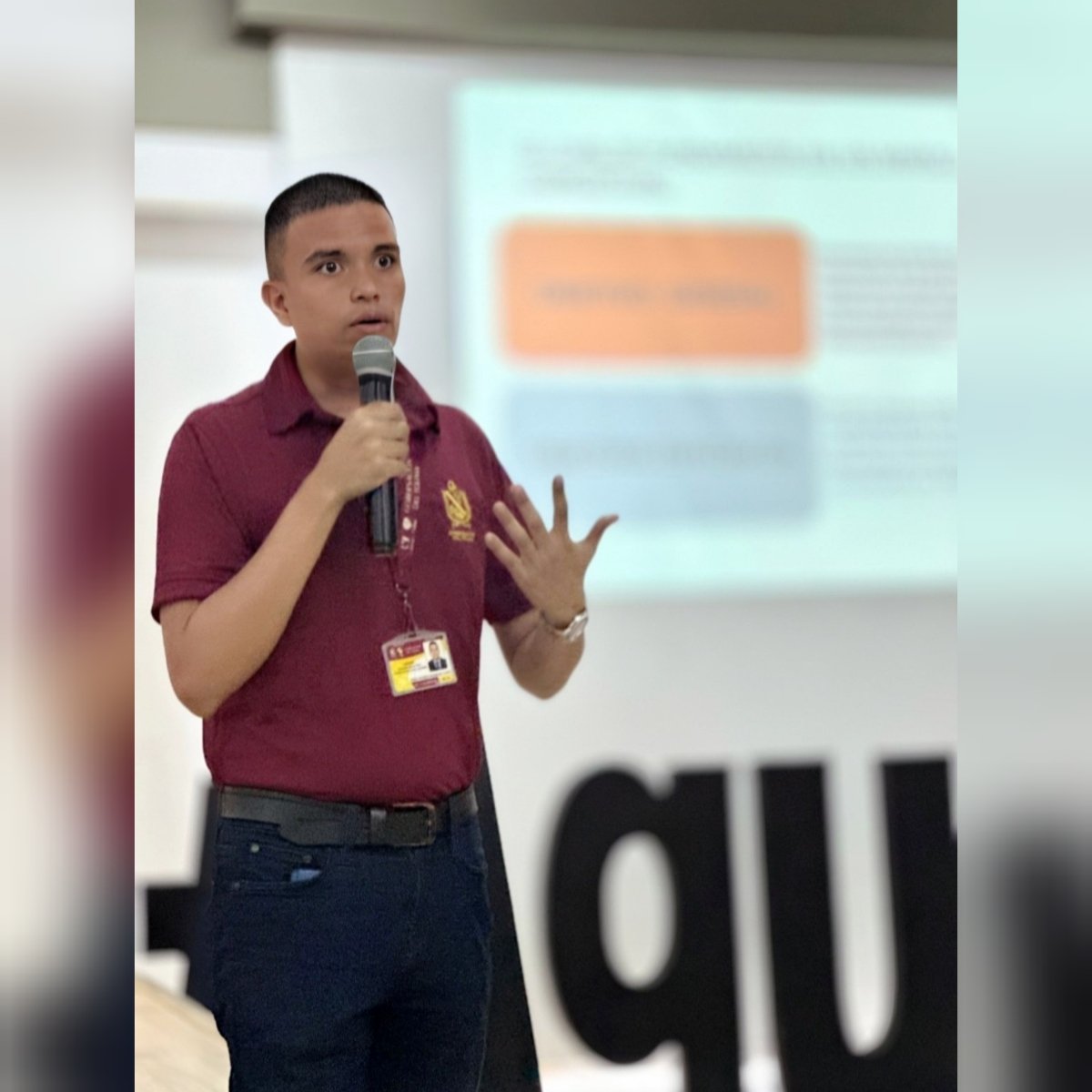 RsergioC98's tweet photo. #NuevaFotoDePerfil❤️💛 https://t.co/6d45mB1BXD