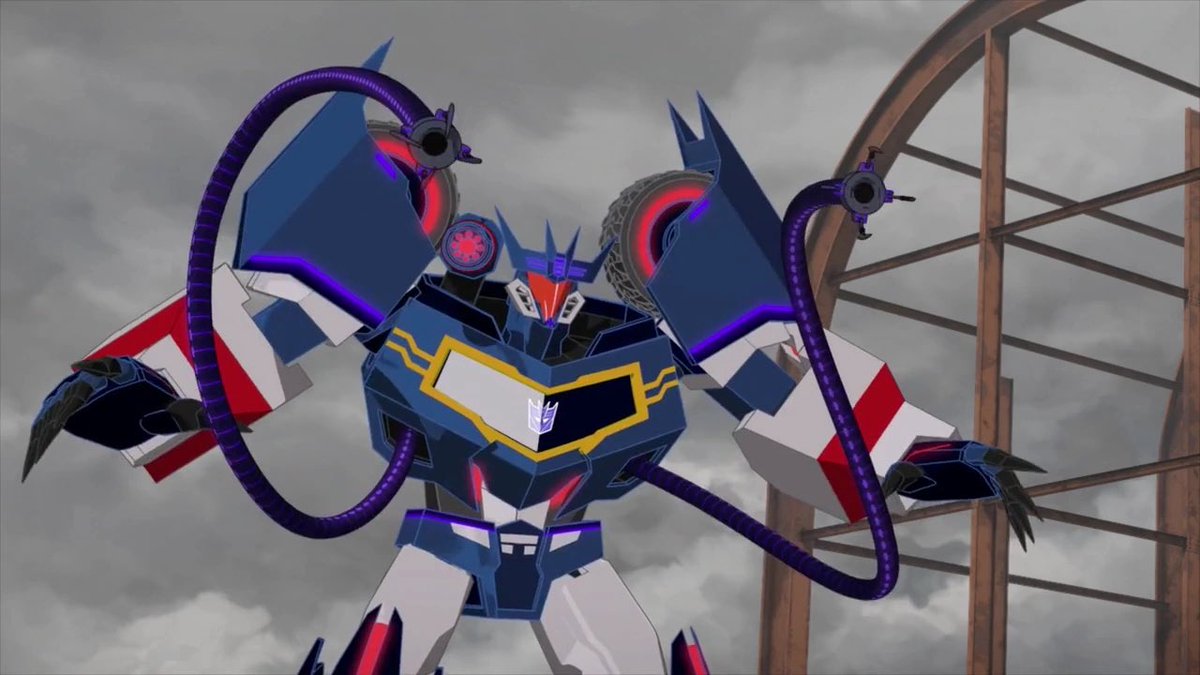 Still can’t get over how soundwave almost killed everyone for megatron in robots in disguise and throughout the whole fight no one told him megatron isn’t evil anymore