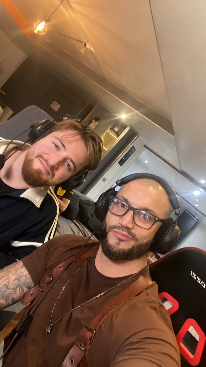 En Live sur Black Ops 6 avec <a href="/Tonioo25/">Tonioo25</a> 

twitch.tv/mrlev12