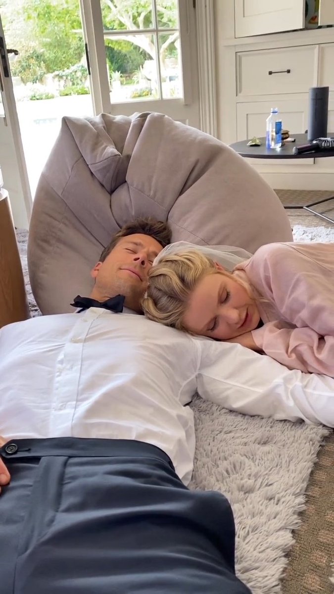 😴💤😴💤