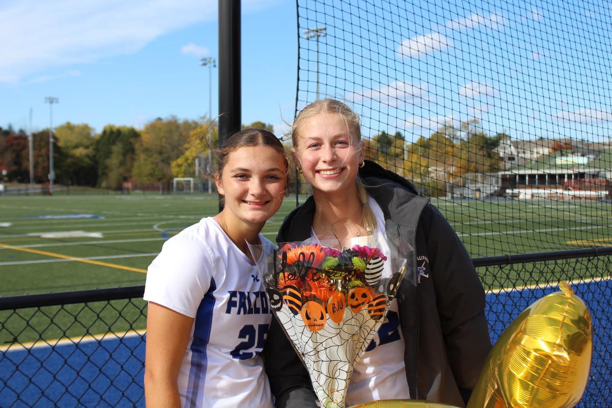 JordanFrye1710's tweet photo. Moving on to semis of Districts 🏑 9-0 win over Central York. Congrats to Lily Rost for her 1️⃣0️⃣0️⃣th point #ldfh 

@softballfactory @TAProfileAPP @SBRRetweets @CoastRecruits @ExtraInningSB @QrRecruiter
@TopPreps @SunilSportsNews https://t.co/yKlnCxSae3
