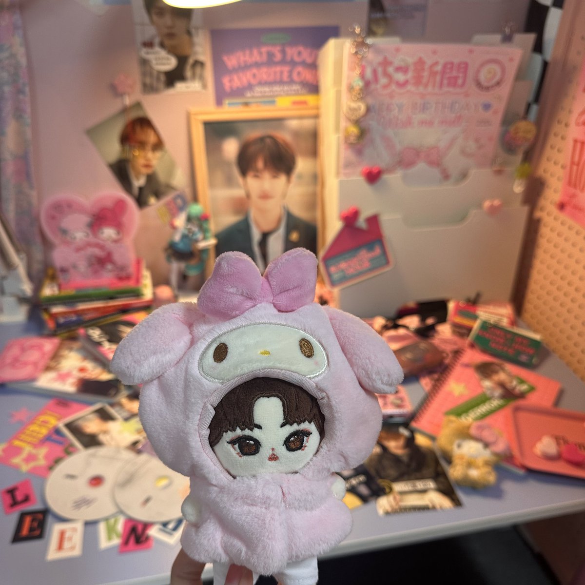 트친들이랑 선착 기다린 보람이 있던 티셔츠💓
모든 컨셉이 맘에 들어서 리노생일이 정말 기다려졌던 카페에요♥(⸝⸝⸝ᵒ̴̶̷̥́ ᵕ ก̀⸝⸝⸝)ෆ
상처리노는 필승입니다🫡💛

#혹시_나_노_좋아하냐