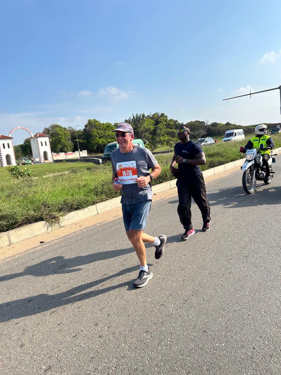 RoeyGilad's tweet photo. Together with hundreds of runners from all over the world I had the honour to participate today at “The 15th Annual Accra International Marathon” (10 k). My chest number - 7.10 - is to commemorate the day of the #Hamas massacre that claimed the life of 1,200 innocent #Israelis. https://t.co/MTu7ohZx1e
